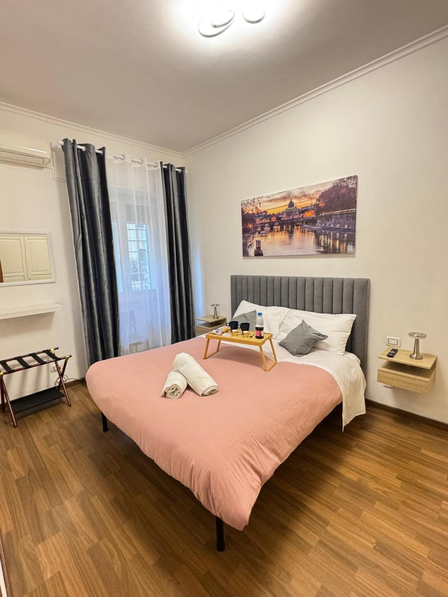 Fatata Near Metro Jonio Appartement Rome